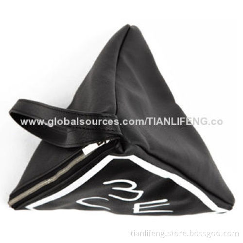 Fashion triangle cosmetic bag, new style